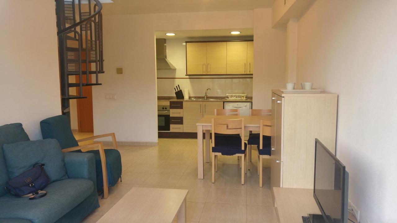 Apartaments Las Carolinas Sant Carles De La Rapita Exterior photo